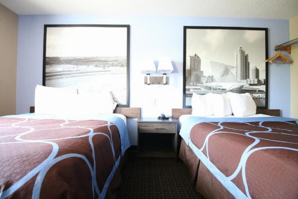 Super 8 by Wyndham Kenosha/Pleasant Prairie image 27